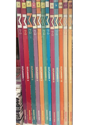 Outlanders dal N.   1 al 12 Serie Completa (Granata Press)